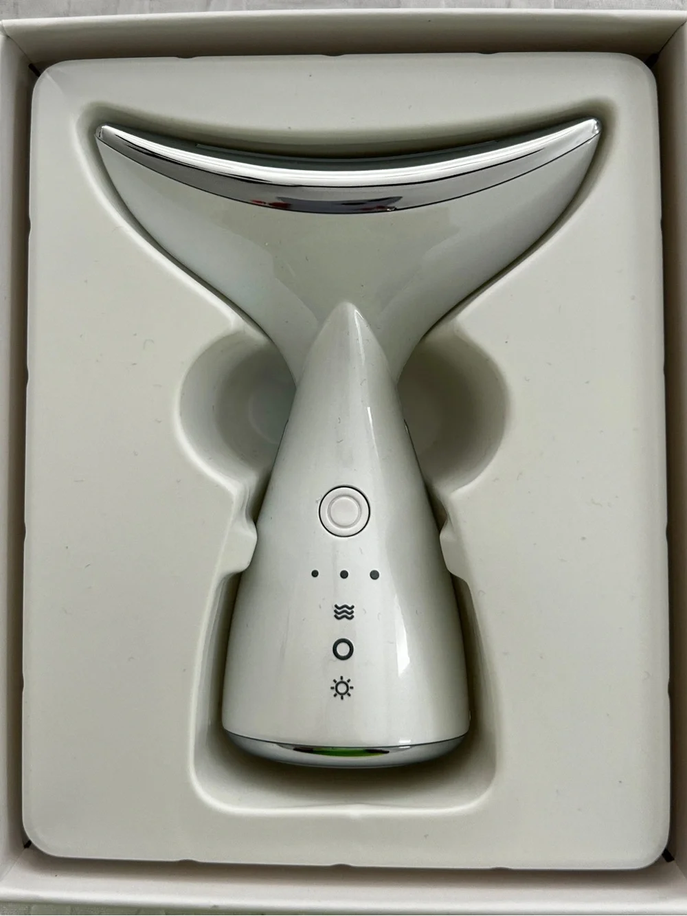 Beauty Neck DS-8822 Electric Neck Beauty Instrument - Silver